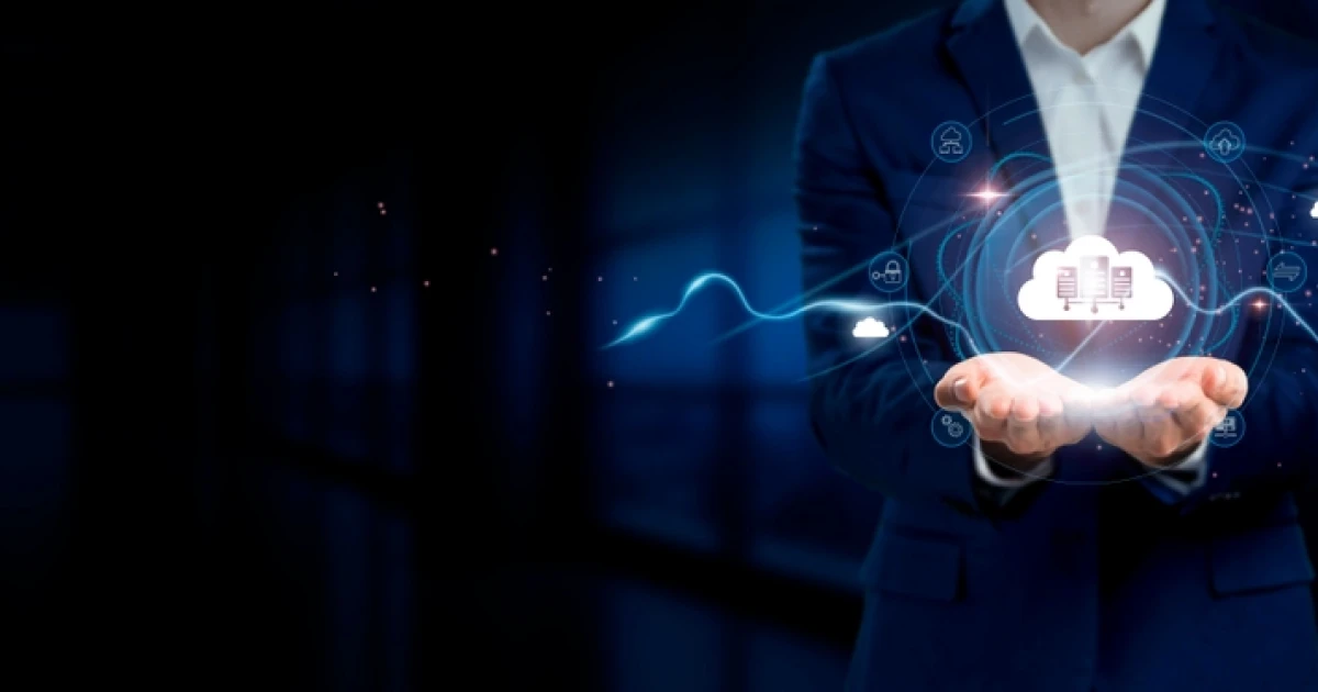 Consultant ERP accompagnant un dirigeant pour sécuriser le déploiement du nouveau cloud ERP et définir la stratégie industrielle.