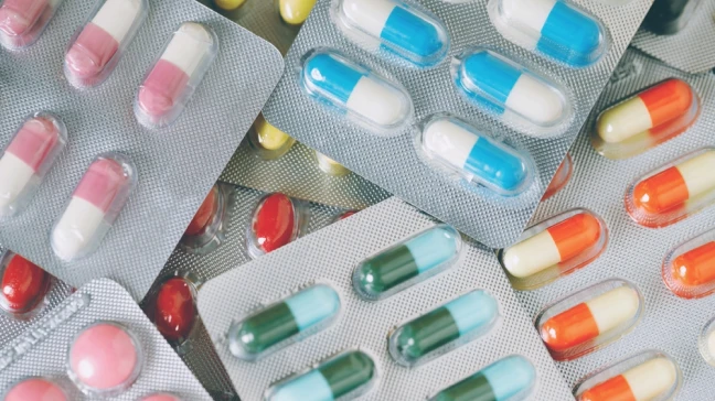 ERP pharmaceutique garantissant conformité BPF, traçabilité des lots et contrôle qualité